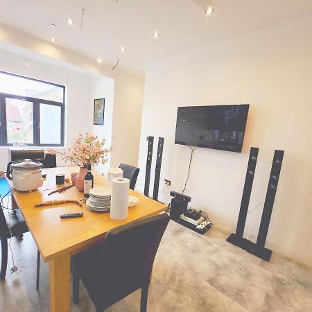 Urban Escape Ealing Hotell London Eksteriør bilde