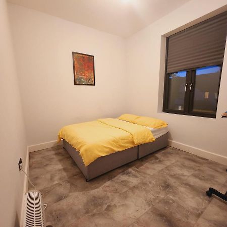 Urban Escape Ealing Hotell London Eksteriør bilde