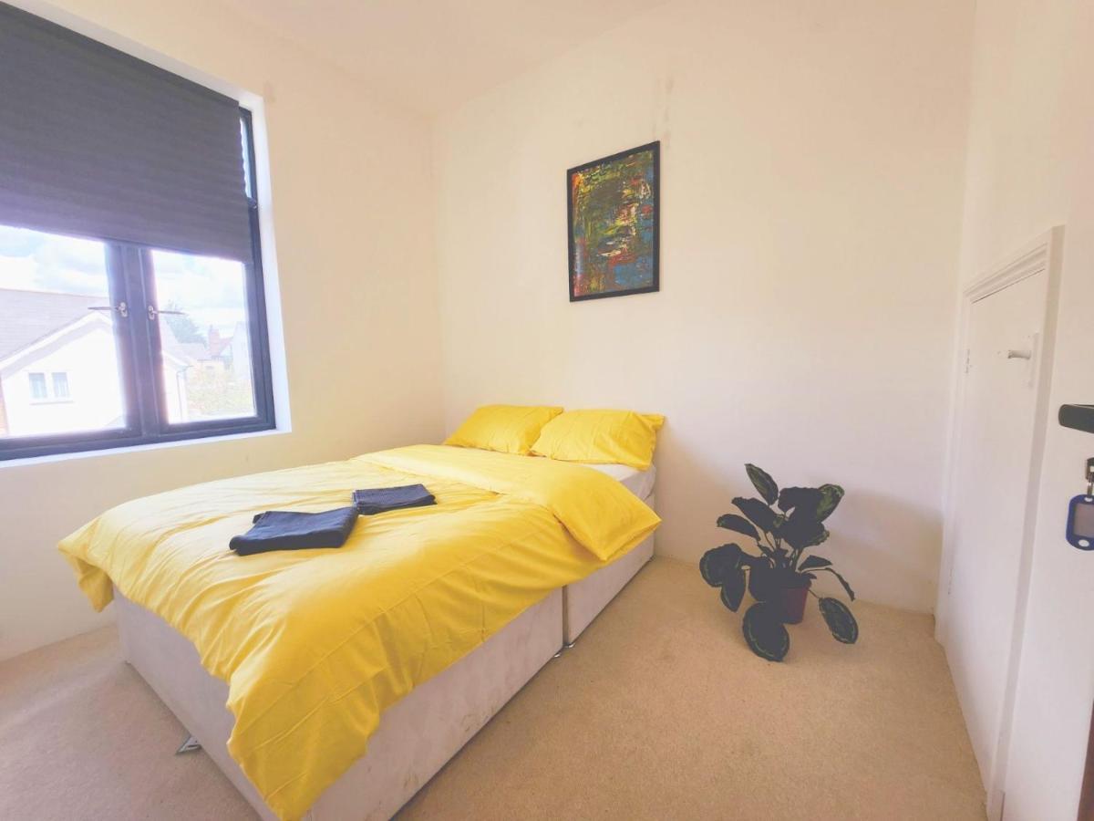 Urban Escape Ealing Hotell London Eksteriør bilde